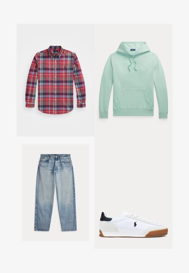 Lysegrøn hættetrøje med lange ærmer, snørejusteret hætte, forlommekængurulomme og lille broderet Polo Ralph Lauren-logo på brystet.; Langærmet ternet skjorte i rød, blå og grøn med knap-ned krave, brystlomme og logo broderi på venstre side.; Lyseblå denimjeans med løs pasform. Har høj talje, fem lommer og synlige syninger. Overfladen er let tekstureret.; Hvid lavtop sneaker med brun sål, sort hæl lap og sort polo-spiller logo på siden.