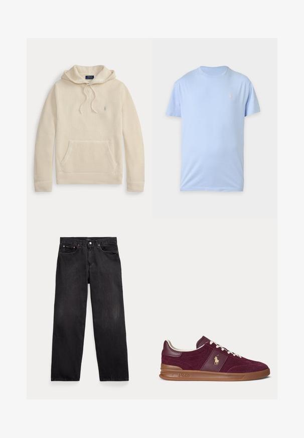 Cremefarbener gestrickter Hoodie mit Fronttasche, Kordelzug an der Kapuze, gerippten Bündchen und Saum sowie einem kleinen aufgestickten Logo auf der Brust.; Hellblaues T-Shirt mit kurzen Ärmeln und Rundhalsausschnitt mit kleinem besticktem Logo auf der linken Brust vor weißem Hintergrund.; Schwarze Jeans mit geradem Bein, fünf Taschen, Knopfverschluss und sichtbaren Metallnieten an den vorderen Taschen.; Flacher Sneaker aus bordeauxfarbenem Wildleder und Leder mit weißen Schnürsenkeln, brauner Sohle und Polo-Logo an der Seite.