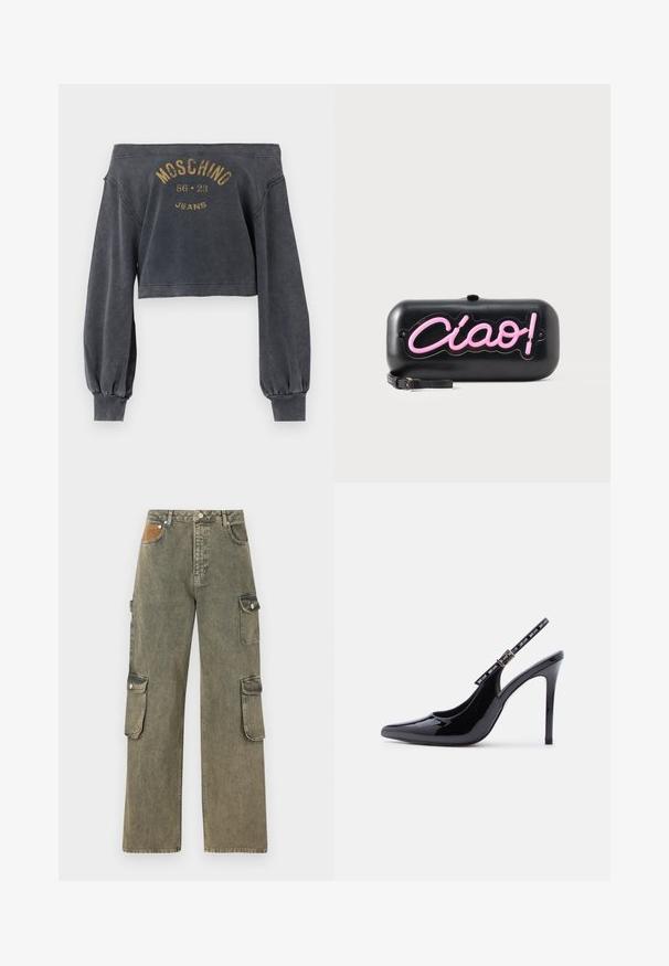 Krátka tmavosivá mikina s odhalenými ramenami, dlhými rukávmi a nápisom "Moschino 86 23 Jeans" v bledozlatej farbe na prednej strane.; Nohavice typu cargo v šedozelenom denime, s vysokým pásom, širokými nohavicami, dvoma postrannými cargo vreckami a textúrovanou hnedou nášivkou na prednej strane.; Čierna lesklá kožená lodička na vysokom opätku so špicatou špičkou a nastaviteľnou pásikou s logom na bielej pozadí.; Čierna obdĺžniková kabelka s ružovým neónovým nápisom "Ciao!" a malým čiernym remienkom na zápästie na bielom pozadí.