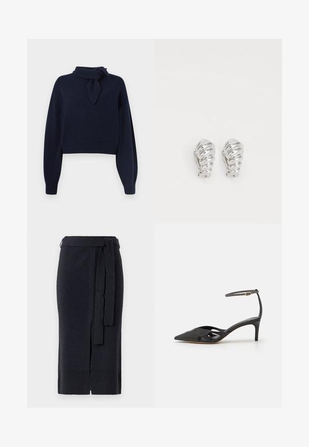 Marineblåt cropped sweater lavet af blødt strikket stof, med en mock neck og en bundet scarf-detalje, samt ribbede håndled og kant.; Knælang, mørkeblå strikket nederdel med en frontslids og matchende bælte i taljen.; Sort læder højhælet sko med spids tå, åbne sider og en tynd ankelrem med en lille guld detalje.; Sølv clip-on øreringe med spiralmønster, der har en glat metallisk tekstur og runde former. Ingen synlige udsmykninger eller mønstre.