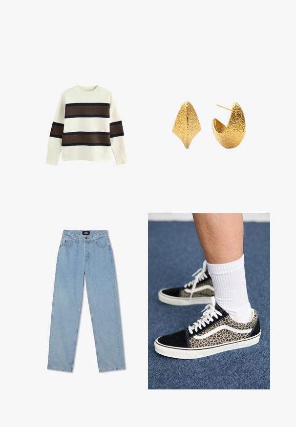 Cremefarvet sweater med brede mørkebrune og tynde sorte vandrette striber over brystet og ærmerne, ribbet rund hals og manchetter.; Lyseblå denimjeans med lige pasform, fem lommer, knaplukning og subtile slidmærker foran.; Sorte og beige leopardprint sneakers med hvide detaljer, der har snørebånd, en gummisål og en tekstureret overdelsstof. Hvide ribbede sokker er synlige.; Guldøreringe med en struktureret, hamret finish; med en geometrisk, asymmetrisk form og en post-back lukning.