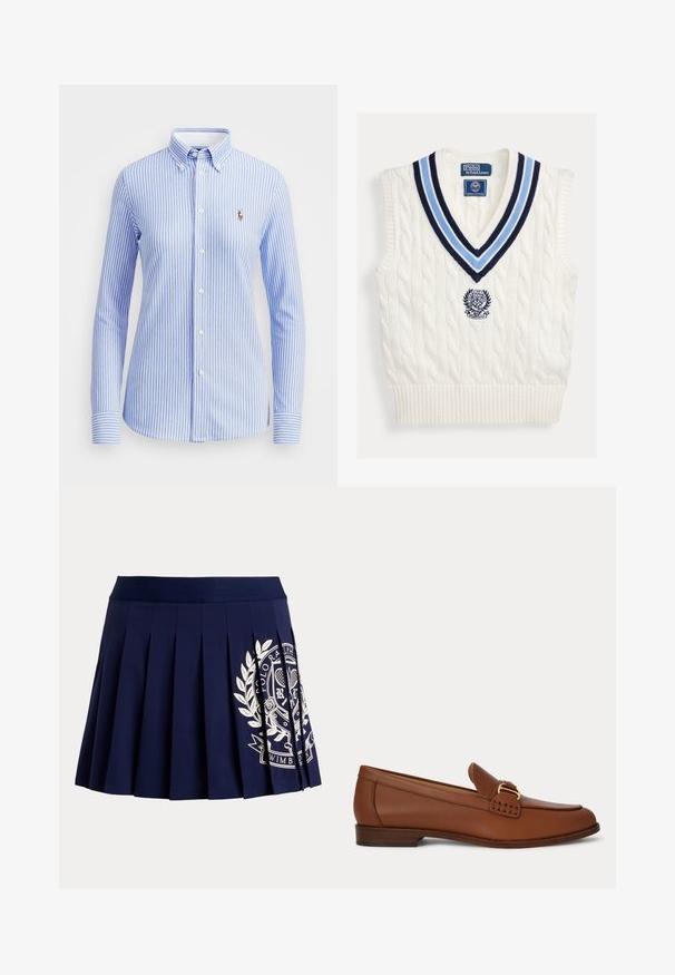 Chaleco sin mangas blanco de punto con cuello en V a rayas azules y logotipo de Polo Ralph Lauren Wimbledon en el pecho.; Camisa de botones a rayas azul claro y blanca con cuello, mangas largas y un pequeño logo bordado en la parte izquierda del pecho.; Falda plisada azul marino con cinturilla ancha y logotipo blanco con escudo temático de tenis en el lado inferior derecho.; Mocasín de cuero marrón con detalle de hebilla dorada y tacón bajo de madera, mostrado de lado sobre un fondo sencillo.