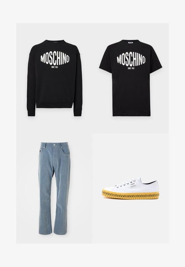 Sort sweatshirt med hvidt "MOSCHINO" logo og "SINCE 1983" under. Klassisk rund hals og ribkant ved ærmerne. Blød stoftekstur.; Sort bomulds t-shirt med stor hvid "MOSCHINO"-logo og teksten "SINCE 1983", med en klassisk rund hals og korte ærmer.; Lyseblå fløjlsbukser med knap- og lynlåsåbning, forlommer og lige ben på hvid baggrund.; Hvid lav-sneakers i lærred med hvide snørebånd og en gul sål designet til at ligne et målebånd med størrelsesmærker.