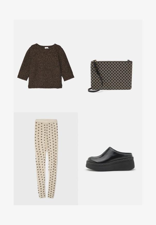 Brauner, strukturierter Strickpullover mit Dreiviertelärmeln, weitem Ausschnitt und geripptem Saum. Weiches Material mit einem behaglichen Aussehen.; Beige Leggings mit einer weichen Textur, versehen mit einem rundum Muster aus kleinen dunklen Blumen. Elastischer Bund für eine bequeme Passform.; Schwarze, glänzende Plateauclogs mit runder Spitze, geschwungenem Oberteil und kontrastierendem weißen Stich entlang der Kante der Sohle.; Schwarz- und beige gemusterte Handtasche in rechteckiger Form mit einem Kreuzschraffurdesign, einem Reißverschluss und einem abnehmbaren schwarzen Tragegurt.