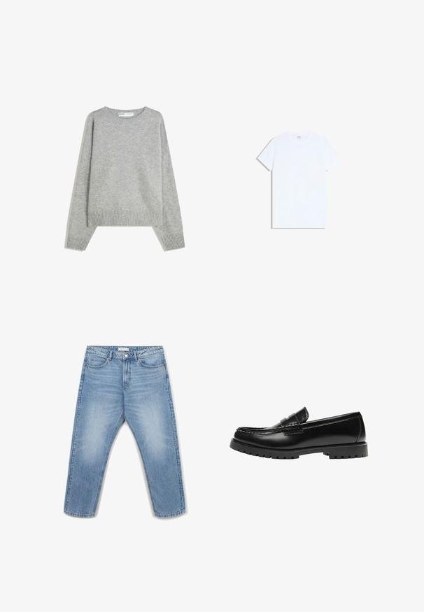 Grauer Strickpullover mit Rundhalsausschnitt, Rippbündchen und -saum, mit entspannter Passform und weichem Material.; Schlichtes weißes Kurzarm-T-Shirt mit Rundhalsausschnitt, flach auf einem weißen Hintergrund liegend.; Hellblaue Jeans aus Denim mit geradem Bein, fünf Taschen, Metallknopfverschluss und dezenten Ausbleichungen auf dem Stoff.; Schwarzer Leder-Slipper mit dicker Gummisohle und klassischem Penny-Detail an der Riemen, von der Außenseite gezeigt.