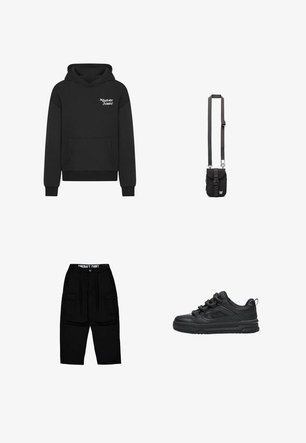 Schwarzer Kapuzenpulli mit einer Fronttasche, auf der Brust mit einem weißen "Forever Classic" Logo versehen. Hergestellt aus weichem, strukturiertem Stoff.; Schwarze Cargo-Hose mit Gürtelschlaufen, Frontknopf, Reißverschluss, seitlichen Klappentaschen und dem Aufdruck "AIRCRAFT PANT" am inneren Bund.; Schwarzer Low-Top-Sneaker mit dicker Sohle, gepolstertem Kragen, Mesh-Einsätzen und kräftigen Schnürsenkeln, dargestellt vor weißem Hintergrund.; Schwarze Stoff-Crossbody-Tasche mit verstellbarem Riemen, Klappe vorne und Reißverschlusstasche. Mit gebrandeten Beschlägen und kompaktem rechteckigem Design.