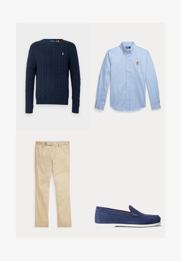 Πουλόβερ σε ναυτικό μπλε με πλέξη κόμπου, μακριά μανίκια και στρογγυλή λαιμόκοψη, με μικρό λευκό λογότυπο Polo Ralph Lauren στο στήθος.; Πουκάμισο με κάθετες ρίγες σε μπλε και άσπρο, μακρυμάνικο, με κουμπιά και γιακά, με μικρό κεντημένο έμβλημα στο αριστερό στήθος.; Μπεζ παντελόνι με ίσια γραμμή, θηλιές για ζώνη και φερμουάρ μπροστά, τοποθετημένο επίπεδα σε λευκό φόντο.; Μπλε σουέτ μοκασίνι με λευκή σόλα και μπεζ ραφές κατά μήκος του πάνω άκρου, εμφανίζεται πάνω σε απλό λευκό φόντο.