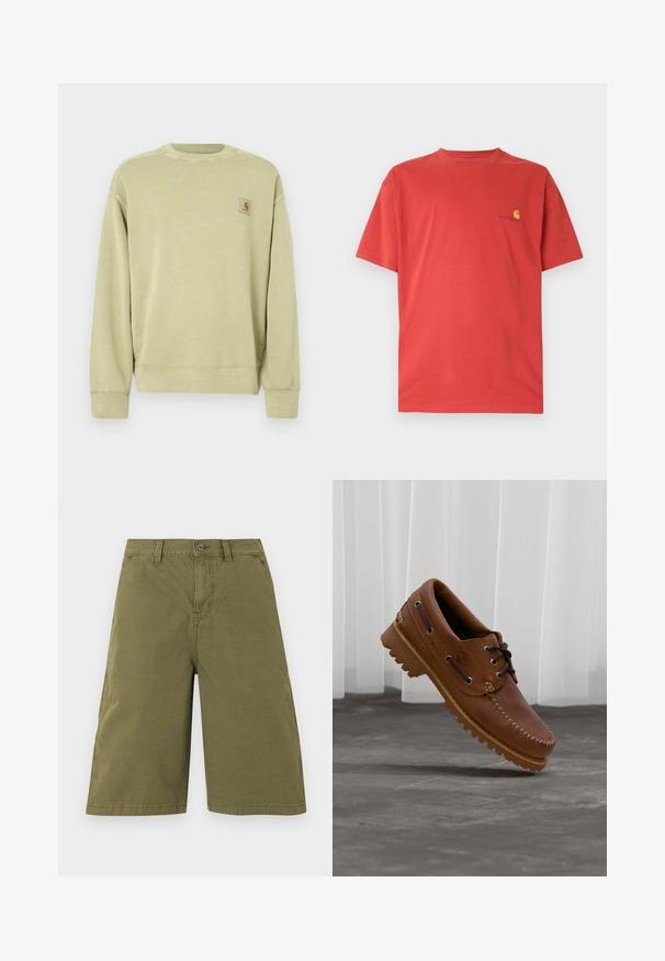 Sweatshirt vert clair avec un col rond classique, des poignets côtelés et un petit patch logo rectangulaire sur le côté gauche de la poitrine. Tissu doux et texturé.; T-shirt en coton rouge avec col rond, manches courtes, et petit logo jaune sur le côté gauche de la poitrine. Texture lisse, design décontracté.; Shorts longueur genou vert olive avec passants de ceinture, bouton frontal, fermeture éclair et poches latérales, présentés sur fond blanc.; Chaussure de bateau en cuir marron avec des lacets noirs, des coutures beiges et une semelle robuste, suspendue au-dessus d'un sol en béton gris.