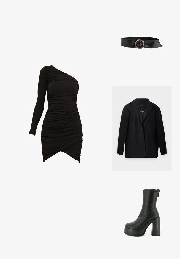 Zwarte blazer van gerecyclede stof, voorzien van een notch-revers, enkele knoopsluiting en lange mouwen. Textuuropppervlak met zichtbare pluisdeeltjes.; Zwarte een-schouder jurk van rekbaar materiaal, met gerimpelde details en een asymmetrische zoom voor een getailleerd silhouet.; Zwarte leren enkelboot met een hoge plateauzool en stevige hak. Gladde textuur met stiksels en een trekhaak aan de achterkant.; Zwarte leren riem met een brede band en een grote onregelmatige koperen metalen gesp.