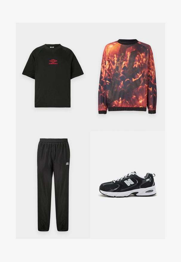 Sweatshirt met grafische print van een vage menigte op een concert, met opgestoken handen en warme oranje-rode verlichting.; Zwarte t-shirt met korte mouwen en ronde hals met het rode Umbro-logo in het midden van de borst op een plain witte achtergrond.; Zwarte Umbro trainingsbroek met elastische tailleband, zijzakken, toelopende pijpen en logo op de rechterdij tegen een witte achtergrond.; Zwarte en grijze sport schoenen met een bovenwerk van mesh en suede, voorzien van een witte tussenzool, veters en een gedurfde "N"-logo aan de zijkant.