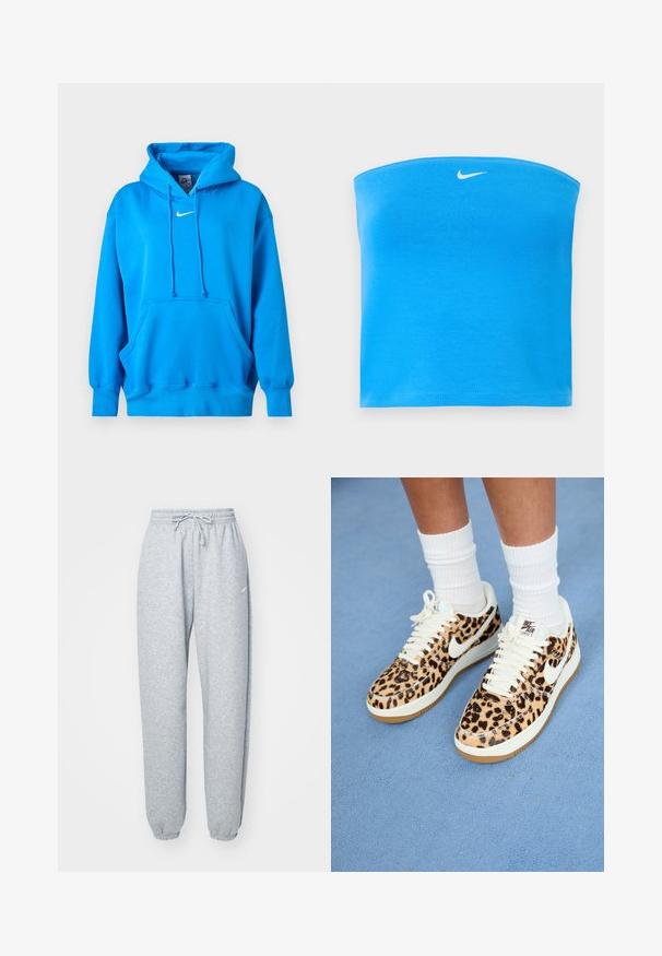 Felblauwe Nike hoodie met voorkangoeroezak, capuchon met trekkoord, geribde manchetten en een witte Nike Swoosh-logo op de borst.; Felblauwe Nike strapless tube top met wit Swoosh-logo centraal geplaatst dicht bij de bovenkant.; Lichtgrijze sweatpants gemaakt van een zachte katoenen mix, met een elastische tailleband met koord, taps toelopende benen en ribgebreide boorden. Minimale merkdetails.; Nike Air Force 1 sneakers met luipaardprint, witte veters en swoosh, met een tan rubberen buitenzool en een gestructureerde bovenkant. Witte crew-sokken zichtbaar.