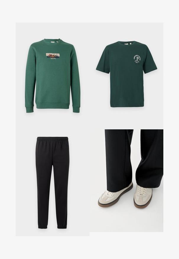 Groene katoen sweater met lange mouwen, ronde hals en een "ROCKIES" grafiek met bergen in oranje en blauwe borduursels.; Groene katoenen t-shirt met korte mouwen, ronde halslijn en een wit "Cortado Coffee" logo met een koffie kopje grafiek op de borst.; Zwarte joggingbroek met elastische tailleband, taps toelopende benen en textuurstof. Voorzien van een subtiele logo detail aan de linkerkant.; Voeten met beige sneakers met bruine zolen en zwarte wijde broekspijpen op een witte achtergrond.