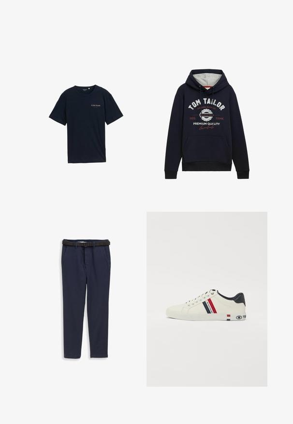 Mørkeblå hættetrøje i bomuldsblanding med grå hætteforing, frontlomme og hvid/ rød grafisk tekst på brystet. Ribkantede manchetter og kant.; Marineblå bomulds T-shirt med rund halsudskæring og korte ærmer. Har et lille rødt tekstlogo ved brystet. Regular fit, glat tekstur.; Mørkeblå bukser med sidelommer og et sort bælte, vist mod en hvid baggrund.; Hvide lærreds sneakers med marineblå accenter og røde lodrette striber. Har en gummisål og logo på siden, struktureret forkort og runde snørebånd.