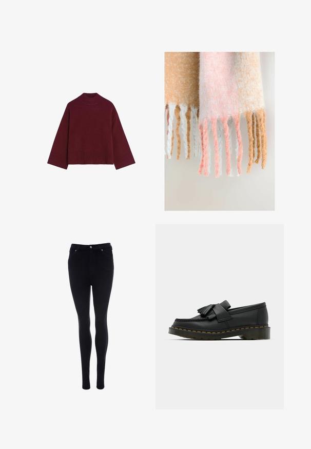 Bordeaux strikket sweater med høj ribbenkrave, brede ærmer og ribbet kant. Blød tekstur og afslappet pasform, velegnet til lag-på-lag påklædning.; Sorte skinny jeans lavet af denim med en glat tekstur. Har en frontlukning med knap og lynlås, fem lommer og en slank pasform.; Sorte læder loafers med rund tå, der har frynse detaljer og et dekorativt bånd på tværs af fronten, sat på en kraftig hæl.; Vævet tørklæde med en gradient af fersken, hvid og beige farver, der har lange frynser i skiftende teksturer og et blødt, fuzzy materiale.