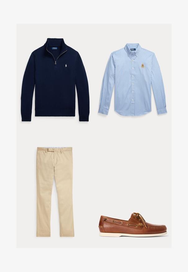 Tmavomodrý sveter s dlhými rukávmi, polovičným zipsom na golieri a malým bielym logom Polo Ralph Lauren na ľavej strane hrude.; Modro-biela košeľa s dlhým rukávom s vertikálnymi pruhmi, gombíkmi, golierom a malým vyšitým erbom na ľavej strane hrudníka.; Béžové nohavice s rovnými nohavicami, s pútkami na opasok a predným zipsom, položené na bielom pozadí.; Hnedá kožená lodná obuv s bielou podrážkou, šnúrka zviazaná na vrchu a kovové oko pozdĺž strán a predného švu.