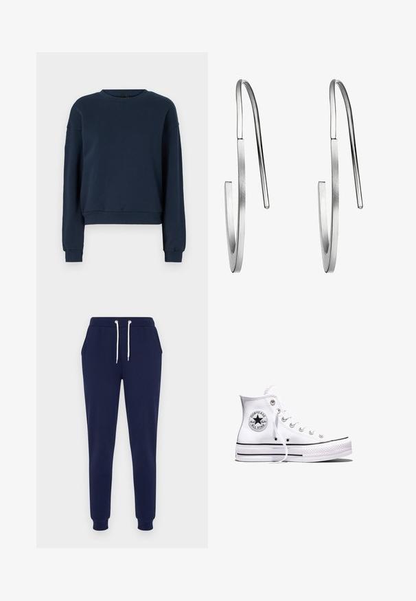 Navyblauwe sweatshirt van zacht materiaal, met een ronde hals, lange mouwen en geribbelde manchetten en zoom. Eenvoudig ontwerp zonder versieringen.; Marineblauwe joggingbroek van zacht materiaal, voorzien van een elastische tailleband met witte trekkoorden en zijzakken. Tapered pijpen ontwerp.; Witte Converse Chuck Taylor All Star sneaker met hoge schacht, zwarte strepen en logo-patch aan de zijkant, weergegeven tegen een effen witte achtergrond.; Een paar dunne, zilveren, open hoepel oorbellen met een vlakke, gladde afwerking en een haaksluiting tegen een witte achtergrond.