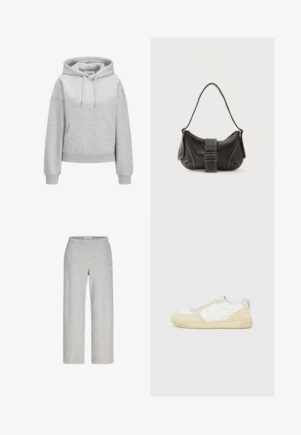 Hellgrauer Kapuzenpullover mit vorderer Kängurutasche, verstellbarer Kordelzugkapuze, gerippten Bündchen und Saum sowie einem kleinen weißen "JUXX STUDIO" Logo auf der Brust.; Hellgraue Sweatpants mit geradem Bein, elastischem Bund und kleinem weißen Logo am oberen Oberschenkel.; Weißer und beiger Sneaker mit Obermaterial aus Wildleder und Textil, kontrastierenden Nähten, einer Gummisohle und einem hellblauen Akzent an der Ferse.; Schwarze Leder-Schultertasche mit Schnallengurt-Detail, abgerundeten Kanten und kontrastierenden weißen Nähten auf schlichtem Hintergrund.