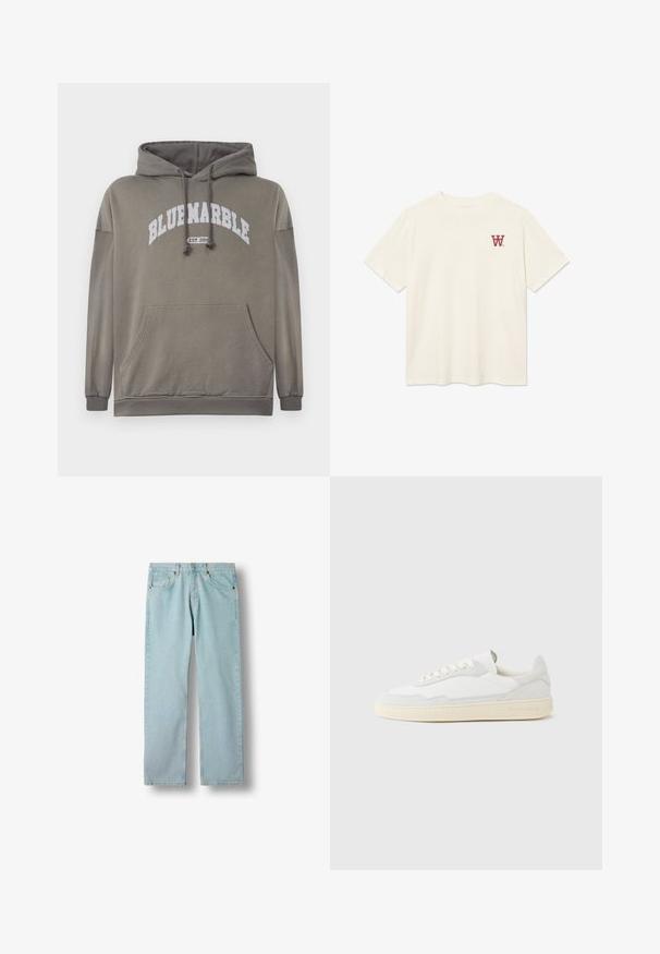 Olijfgroen hoodie met een voorzak, een capuchon met trekkoord, en een witte graphic "BLUEMARBLE EST. 2015". Beschikt over ribgebreide manchetten en zoom.; Off-white T-shirt met korte mouwen en ronde hals, met een klein rood "W" logo op de linkerborst.; Lichtblauwe spijkerbroek met rechte pijpen, voorzakken, riemlussen en knoopsluiting op een witte achtergrond.; Witte sneaker met een bovenwerk van gestructureerd suède en leer. Voorzien van een afgeronde neus, vetersluiting en een contrasterende beige rubberen zool.