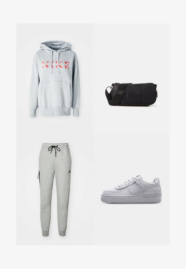 Grauer Hoodie mit Kapuze, der "NIKE" in fettem roten Text und "SPORTSWEAR" in kleinerem weißen Text zeigt. Enthält eine frontale Kängurutasche.; Graue Jogginghose aus weichem Material mit einem Zugbandbund, schmal zulaufenden Beinen und einer Reißverschlusstasche auf der linken Seite. Mit schwarzem Logo.; Graue Nike Air Force 1 Sneaker mit perforierter Zehenpartie, Obermaterial aus glattem Leder, dicker Sohle und geprägtem 'AIR'-Detail an der Ferse.; Schwarze, gepolsterte Tasche in zylindrischer Form, aus weichem Material gefertigt. Mit einem schwarzen Tragegurt und silberner Hardware ausgestattet. Mit Reißverschlussverschluss.