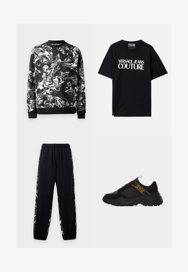 Schwarzer Pullover mit aufwendigen weißen Blumenmustern, rundem Halsausschnitt und gerippten Bündchen. Glattes Material mit entspanntem Schnitt.; Schwarzes Baumwoll-T-Shirt mit kurzen Ärmeln, das auf der Vorderseite den großen weißen Text "VERSACE JEANS COUTURE" trägt. Klassisches Rundhalsdesign.; Schwarze Jogginghose mit elastischem Bund und Bündchen, die graue und weiße Blumenmuster-Streifen entlang der Außenseiten der Beine aufweist.; Schwarzer klobiger Sneaker mit strukturierter Sohle, Wabenmuster nahe der Ferse und goldenem "Versace Jeans Couture"-Logo an der Seite.