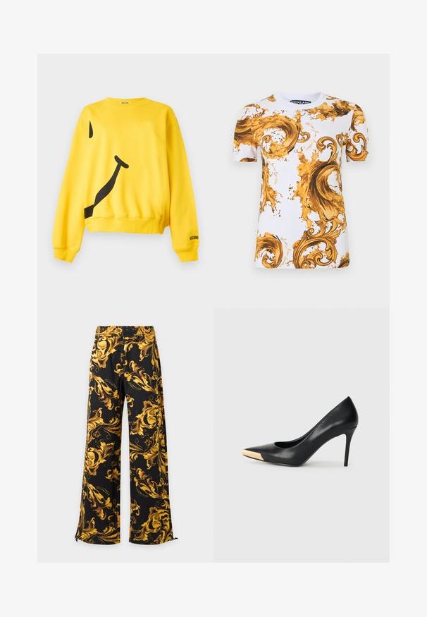 Sweat-shirt jaune à manches longues avec un grand motif abstrait de smiley noir et le logo "Moschino" sur le poignet de la manche gauche.; T-shirt blanc à manches courtes Versace Jeans avec des motifs baroques ornementaux dorés et bruns en volutes et éclaboussures.; Pantalon noir à jambes larges avec motif baroque floral orné jaune et or et taille élastique.; Pompe à talon haut en cuir noir avec bout pointu ; présente une accentuation métallique dorée sur le capuchon. Surface lisse avec un design épuré.