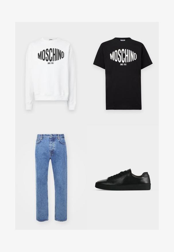 Λευκή φούτερ μπλούζα με μαύρο λογότυπο "Moschino" και το κείμενο "SINCE 1983", μακριά μανίκια και στρογγυλή λαιμόκοψη. Μαλακό βαμβακερό υλικό.; Μαύρο βαμβακερό t-shirt με μεγάλο λευκό λογότυπο "MOSCHINO" και κείμενο "SINCE 1983", με κλασικό στρογγυλό λαιμό και κοντά μανίκια.; Won Hundred STEVE - Τζιν χαλαρής εφαρμογής - cut blue; Μαύρο δερμάτινο χαμηλό αθλητικό παπούτσι με μαύρα κορδόνια και χοντρή μαύρη σόλα, εμφανίζεται από το πλάι σε ανοιχτό γκρι φόντο.