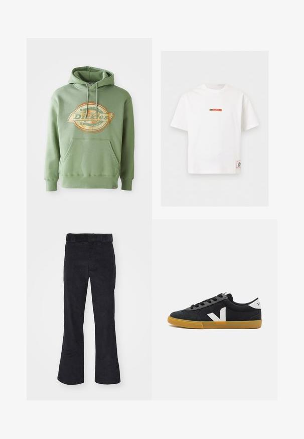 Πράσινο hoodie με κεντρικό γραφικό λογότυπο σε πορτοκαλί και μπεζ. Διαθέτει μπροστινή τσέπη, κουκούλα με κορδόνια και ριμπ μανσέτες. Από βαμβάκι.; Λευκό T-shirt Nike με κοντά μανίκια και μικρό λογότυπο "Fussball" σε μαύρο και κόκκινο στο στήθος, καθώς και ορθογώνια ετικέτα κοντά στο κάτω τελείωμα.; Μαύρο παντελόνι από καπιτονέ ύφασμα με χαλαρή εφαρμογή, που διαθέτει κλασική μέση και φαρδιά πόδια, απαλό υλικό και χωρίς ορατά σχέδια ή διακοσμητικά στοιχεία.; Μαύρα καμβά παπούτσια με σουέτ μύτη, λευκή λογότυπη λεπτομέρεια, μαύρες κορδόνες και σόλα από καουτσούκ γάλακτος. Μινιμαλιστικός σχεδιασμός και χαμηλό προφίλ.