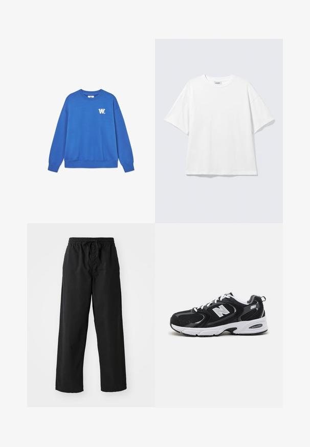 Blå crewneck sweatshirt lavet af blødt bomuld, med et hvidt logo på venstre bryst og ribbede manchetter og kant. Glat tekstur.; Hvid oversized t-shirt med korte ærmer og rund halsudskæring med sænkede skuldre, fladt lagt på lys grå baggrund.; Sorte bredbenede bukser lavet af blødt stof med elastisk talje og justerbar snor, der har en glat overflade og ingen synlige mønstre.; Sorte og grå sportssko med mesh og ruskind på overdelen, der har en hvid mellemsål, snørebånd og et iøjnefaldende "N" logo på siden.