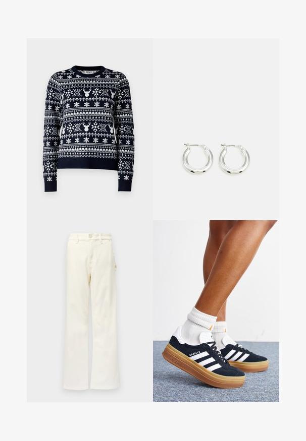 Suéter de punto azul marino con patrones de copos de nieve y renos en blanco, cuello redondo, mangas largas y ribete acanalado.; Good American GOOD 90S CARPENTER - Pernera ancha - white denim; Piernas con calcetines blancos y zapatillas Adidas Gazelle negras con rayas blancas y suelas marrones gruesas sobre un suelo alfombrado gris.; Pendientes de aro de plata con un acabado pulido, que presentan una forma circular y un cierre de gancho. Textura suave con detalles mínimos.