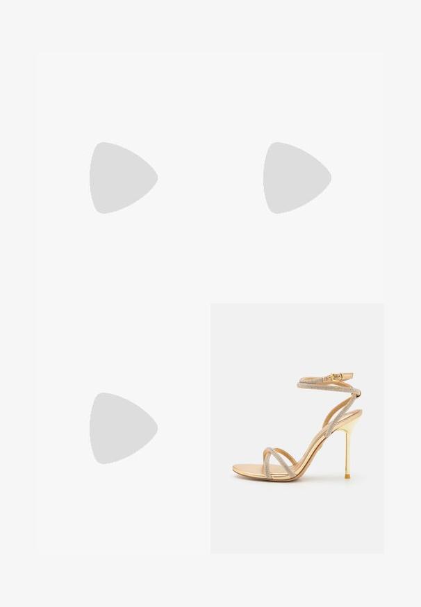Musta pikkade varrukatega bodi, millel on ümbrikdisain ja mis on valmistatud siledast kangast. Omab sügavat dekolteed ja sobitatut siluetti.; ALDO MANAELDEN PILLOW WALK - Kõrge kontsaga sandaalid - gold-coloured; Kuldsest metallist klamber, millel on tekstureeritud pind, ketiga rihm ja ristkülikuline kuju, mõeldud õhtuseks kasutamiseks.; Kuldtooniga ripatsiga kõrvarõngad, mis esitlevad klastridisaini, millel on ümmargused ja tilgasjad selgelt kristallid, näidates keerukat detaili.