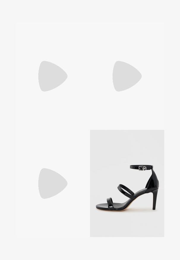 Body en dentelle avec un design floral noir ajusté, featuring des fines bretelles, un décolleté en cœur et des jambes évasées avec une finition transparente.; Sandale à talon haut en cuir verni noir avec trois fines lanières et une bride de cheville avec une boucle ronde.; Sac à main noir avec un motif tissé texturé, des accents en cuir, une forme élancée et une longue bandoulière. Détail du logo doré sur le devant.; Boucles d'oreilles en forme de clou de couleur or, avec une forme lisse et arrondie et une surface réfléchissante, mettant en avant un design minimaliste sans motifs visibles.