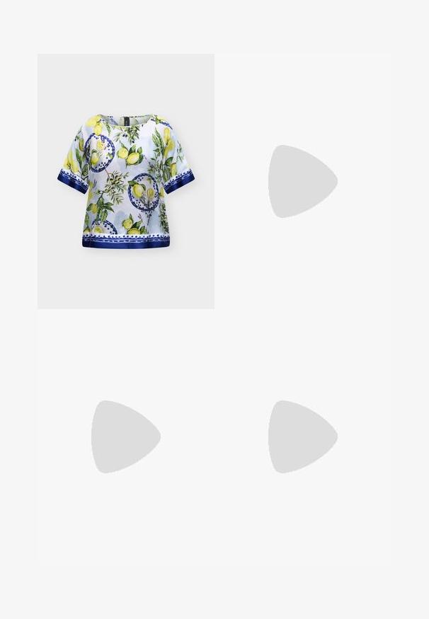 Blusa blanca de manga corta con ribete azul y un estampado de limones, rodajas de limón, hojas verdes y círculos decorativos azules.; Jeans de denim gris de talle alto con un diseño de pierna recta, que presentan un ligero efecto de desgaste y un estilo de cinco bolsillos estándar.; Zapato slingback marrón de punta afilada con tacón bajo y ancho, estampado de cocodrilo, corte lateral y correa ajustable con hebilla, mostrado sobre fondo blanco.; Bolso cruzado de ante marrón con un acabado texturizado, un acento de cadena dorada y una correa de cuero ajustable. Cuenta con un cierre de cremallera.