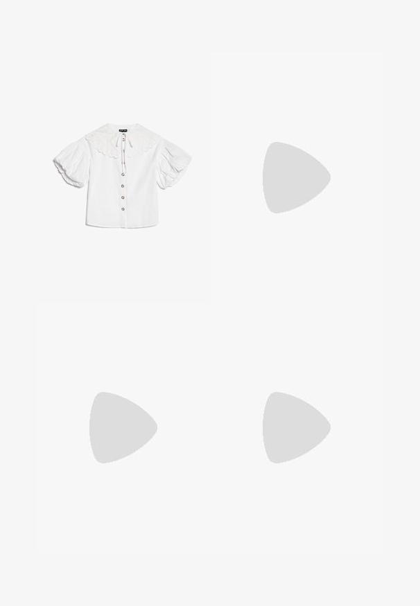 Biela blúzka s veľkým vlnkovaným golierom, zlatými gombíkmi vpredu a objemnými krátkymi nafúknutými rukávmi.; Even&Odd by Zalando Minisukňa - lilac; Čierne kožené baletné topánky s dlhým špicatým nosom, plochou podrážkou a jedným remienkom okolo členka, ktorý má obdĺžnikovú pracku. Hladká textura po celej ploche.; Ružová kožená mincovka v tvare srdca s remienkom na zápästie a zlatým zipsom, označená malým zlatým nápisom „Furla".