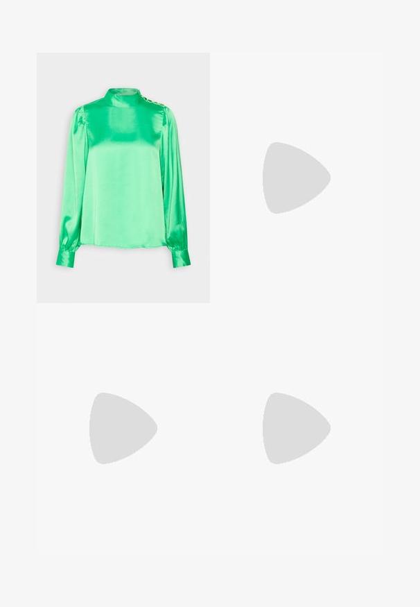 Vero Moda VMLOLA BUTTON - Bluse - bright green; Sort knælang nederdel med en lige silhuet, der har en frontslids, glat tekstur og skræddersyet talje.; RAID TALISHA - Høje støvler/ Støvler - black; Sorte cat-eye solbriller med mat finish, der har grå tonede linser, skarpe vinkler og slanke sidearme. Mærkenavnet er synligt på den indre arm.