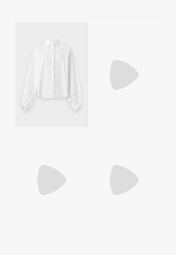 Chemise blanche à manches longues avec boutons, col et poignets bouffants, présentée à plat sur un fond clair.; Pantalon bleu marine en coton extensible avec une coupe droite, poches avant et fermeture à bouton à la taille.; Talons aigus en daim noir avec un talon moyen slim et classique, et une large ouverture, présentés sur des pieds nus sur un fond gris.; Sac à bandoulière en cuir bordeaux avec une texture lisse, de forme rectangulaire, fermeture à rabat et une fine sangle réglable. Détail du logo doré visible.