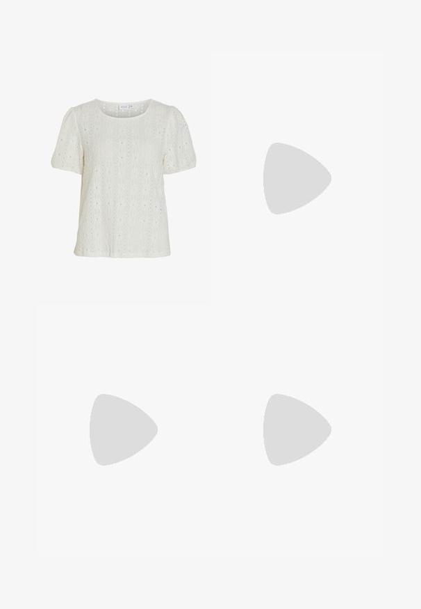 Weiße kurzärmelige Bluse mit Lochspitzenmuster, rundem Ausschnitt und Puffärmeln.; Schwarzer Baumwollwickelrock mit Bindeschluss, geradem Schnitt und Saum bis zur Mitte des Oberschenkels. Verfügt über eine glatte Textur und ein minimalistisches Design.; Weiße High-Top-Sneaker mit Reißverschluss, Schnürdesign und schwarzen Streifenakzenten auf einer dicken Sohle. Texturiertes Canvas-Material.; Weiße Kunstleder-Handtasche mit einer strukturierten dreieckigen Form, einem verstellbaren Einzelgurt und einem Klappenverschluss mit geschwungenen Akzenten.