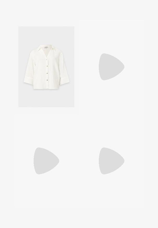 Hvid bluse med lange ærmer med krave og fem guldknapper ned foran, vist på en ensfarvet baggrund.; Blå højtaljede denimjeans med vide ben og forlommer, knap- og lynlåslukning, vist fladt på en hvid baggrund.; Sorte læder balletflade med rund tå, flad sål og en tynd justerbar rem over svangen med en metalspænde.; Lille sort blank håndtaske med to lange håndtag og snøre-detaljer i siden på en ensfarvet lys baggrund.
