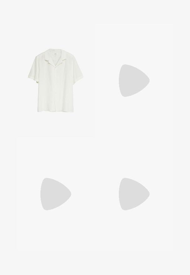 Wit overhemd met korte mouwen en knopen en een campkraag, gemaakt van lichtgewicht stof, afgebeeld op een effen witte achtergrond.; Khaki shorts van een gladde katoenmix, met een rits, knoopsluiting en voorzakken. Rechtestraat ontwerp, knielange pasvorm.; Bruine leren sandaal met gekruiste banden, platte zwarte zool en 'bugatti' gegraveerd op het bovenste bandje, weergegeven in zijaanzicht tegen een witte achtergrond.; Bruine schildpaddenbril met ronde monturen, groene lenzen en gemusterde pootjes. Heeft het merklogo op één poot.