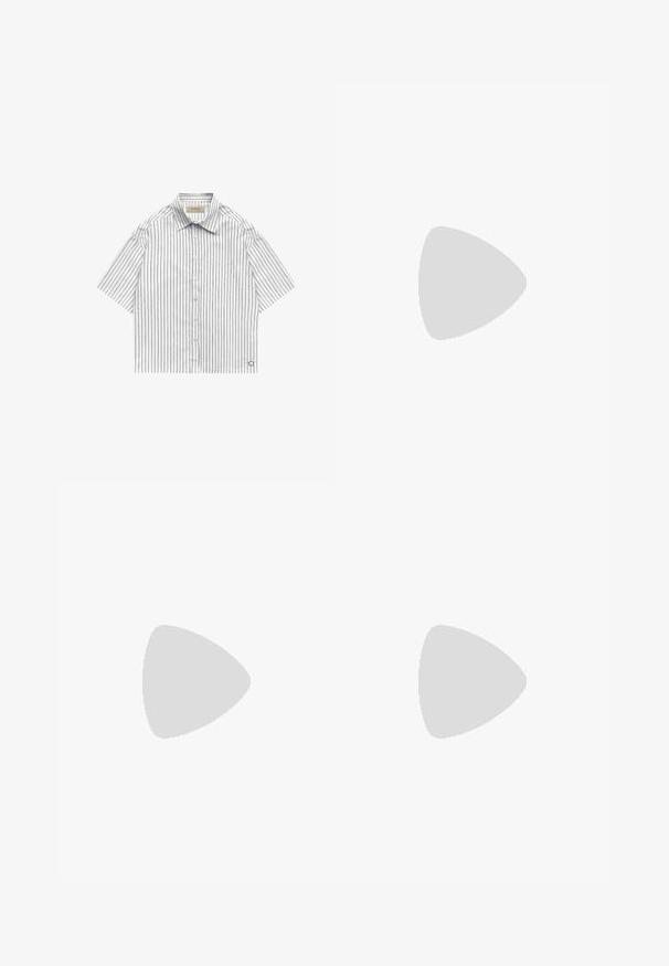Chemise blanche à manches courtes avec boutons, rayures verticales noires et col pointu, étalée à plat sur fond blanc.; Pantalons noirs au design droit, fabriqués à partir d'un tissu lisse. Dotés de plis sur le devant et d'une fermeture à un bouton à la taille.; Mocassins en cuir noir avec un bout arrondi, des coutures ton sur ton et un détail de sangle à l'avant. Semelle en caoutchouc avec un petit talon.; Ceinture en cuir noir avec une boucle en métal argenté, présentant un design classique et une texture lisse. Comprend des trous pour un ajustement flexible.
