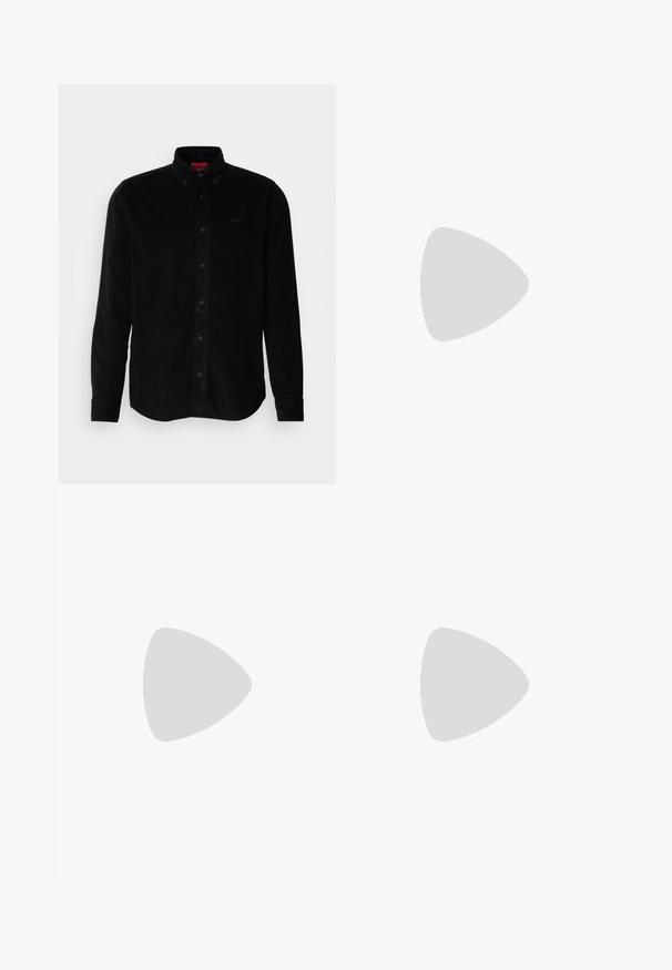 Chemise en velours côtelé noir à manches longues, col boutonné et logo discret brodé sur la poitrine. Coupe classique avec une texture travaillée.; Jeans en denim gris avec une coupe droite, dotés de poches avant, d'une fermeture à bouton et d'une texture subtile.; Mocassin en cuir noir avec détail de bride grise, talon bas et semelle texturée, marqué "HUGO" en or sur le côté.; BOSS Lunettes de soleil - black