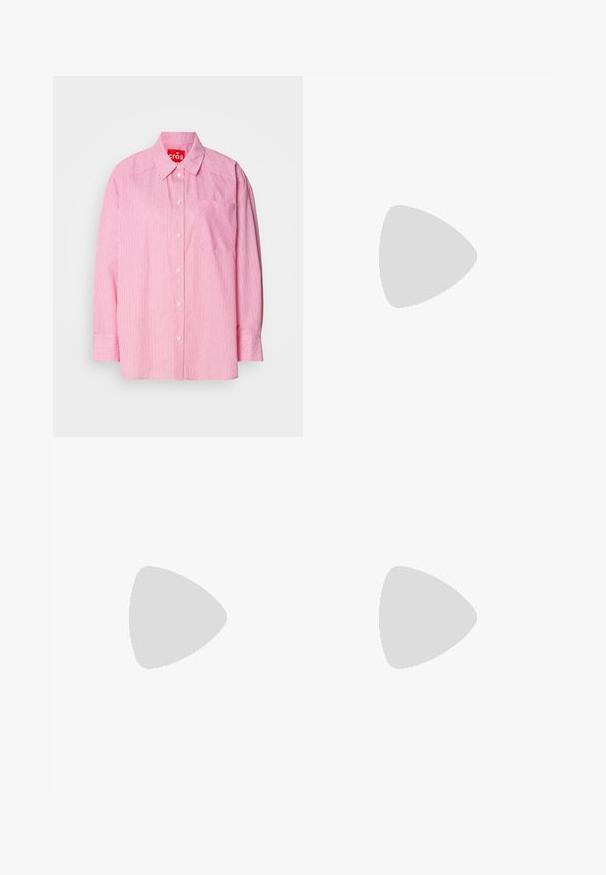 Chemise rose à manches longues, présentant des rayures verticales blanches, une poche poitrine et des poignets boutonnés. Confectionnée en tissu léger.; Jean en denim bleu foncé à coupe décontractée, présentant une taille haute, une coupe droite et un style classique à cinq poches.; Bateau en cuir noir avec un bout arrondi, des détails de couture, un petit accent en nœud et une semelle en caoutchouc. Texture lisse et design épuré.; Boucles d'oreilles en argent avec une finition polie et un branding DKNY, présentées sur un fond blanc uni.