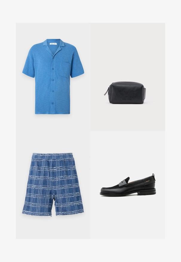 Kurzärmeliges, blaues Hemd mit Knopfleiste, gefertigt aus strukturiertem Stoff. Verfügt über einen Reverskragen und eine Brusttasche.; Denim-Shorts mit fransigem Saum, die ein blaues Karomuster aufweisen. Elastischer Bund, gerader Schnitt und weiche Textur.; Schwarzer Lederloafer mit grauem Riemendetail, niedrigem Absatz und strukturierter Sohle, seitlich mit „HUGO“ in Gold gebrandmarkt.; Schwarze, rechteckige Leder-Kosmetiktasche mit Reißverschluss und geprägt eingraviertem Markennamen auf der Vorderseite, vor einem schlichten weißen Hintergrund.