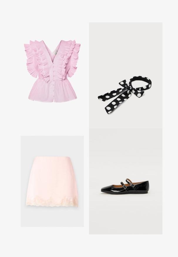 Blouse rose clair avec des manches volantes et un décolleté en V. Elle possède une fermeture à boutons à l'avant et un buste ajusté qui s'évase en style peplum.; Mini-jupe rose clair avec bordure en dentelle festonnée à l'ourlet, tissu lisse et design épuré et simple sur fond uni.; Ballerine plate en cuir verni noir avec un bout pointu, deux brides ajustables avec boucles, et une semelle plate. Texture lisse avec une finition brillante.; Bandeau en tissu noir à pois blancs noué en nœud avec deux extrémités libres sur fond blanc.