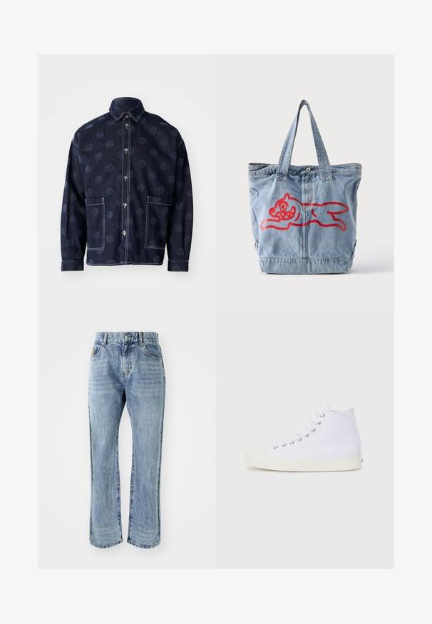 Henrik Vibskov BIG - Skjorter - dark blue; Billionaire Boys Club CASINO PANT - Jeans Straight Leg - light wash blue; Hvide canvas høj-top sneakers med rund tå, metaløjer og cremefarvet gummisål. Glat tekstur med minimale designdetaljer.; Lyseblå denimtaske med to håndtag og en rød silhuet af et løbende tegneserie-dyr foran.
