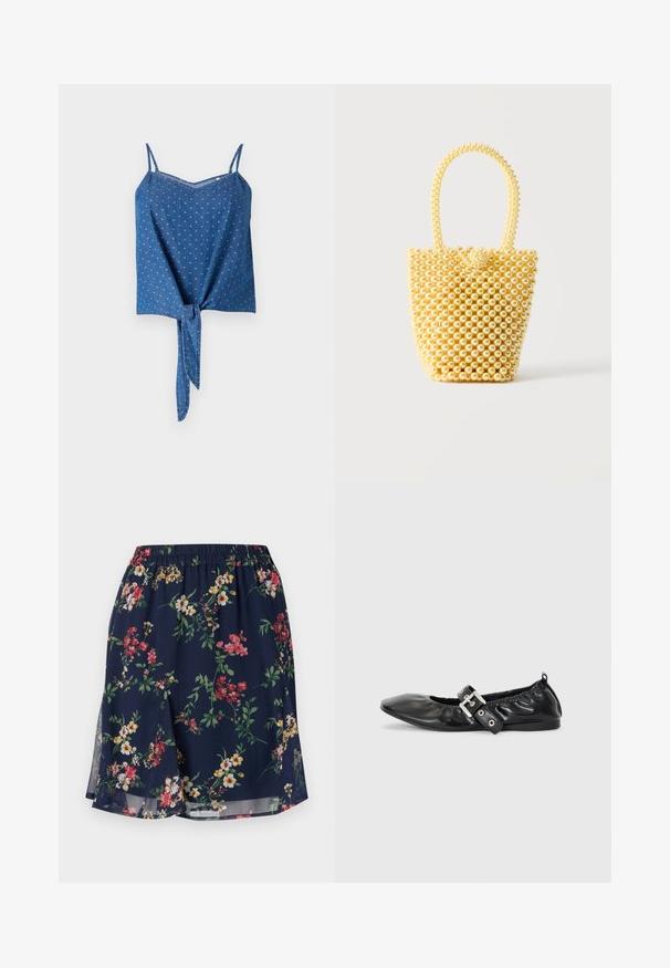 Bluse aus blauem Denim mit verstellbaren Spaghetti-Trägern, strukturiertem Stoff, V-Ausschnitt und gebundenem Vorderteil. Mit einem dezenten Punktemuster.; Blumiger Rock mit elastischem Bund, auf einem navyfarbenen Hintergrund, der mit roten, gelben und grünen Blumenmustern verziert ist. Leichter Stoff.; Schwarze Leder-Ballerinas mit spitzem Zehenbereich, gerafften Details am Schaft und einem silbernen Schnallenakzent am verstellbaren Riemen.; Kleine Beuteltasche aus glänzenden cremefarbenen Perlen mit einem Schlaufenhenkel aus Perlen und dekorativem Perlenknoten als Verschluss.