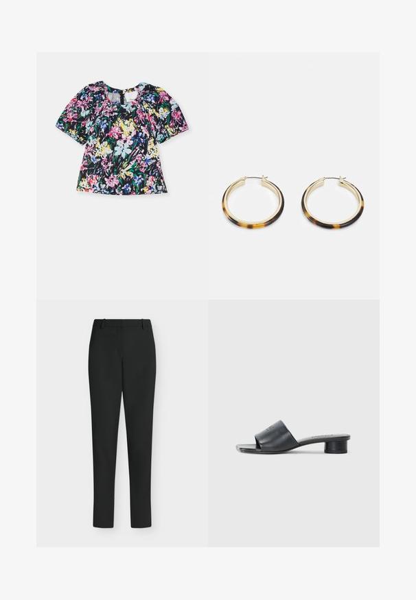 Bluse mit floralem Druck und kurzen Puffärmeln; schwarzer Hintergrund mit lebhaften rosa, blauen und gelben Blumen; leichtes Material, runder Halsausschnitt.; Schwarze Slim-Fit-Hose mit Gürtelschlaufen, Frontreißverschluss und geraden Beinen, vor weißem Hintergrund präsentiert.; MM6 Maison Margiela Pantolette hoch - black; Goldfarbene Creolen Ohrringe mit einem äußeren Rand aus tortoiseshell-musterendem Harz, die eine glatte Oberfläche und eine schlanke, runde Form aufweisen.