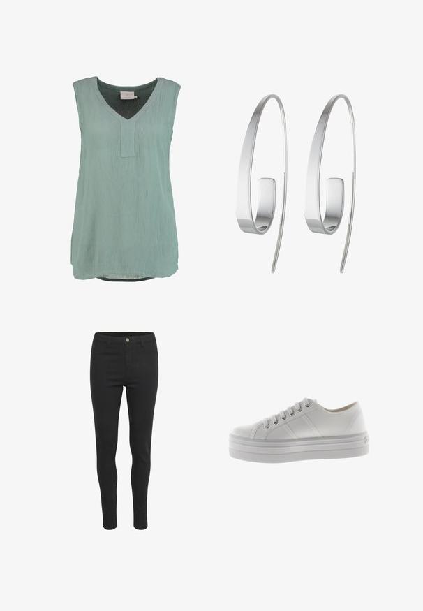 Lichtgroene mouwloze top met een V-hals, voorzien van een gestructureerde stof en een rechte snit. De zoom is licht afgerond aan de onderkant.; Zwarte skinny jeans met een gladde stofstructuur, voorzien van een sluiting met een knoop aan de voorkant, vijf zakken en een aansluitend ontwerp.; Witte lage canvas sneaker met dikke zool, veters aan de voorkant en stikdetails aan de zijkant.; Zilveren creolen met een slank, langwerpig ontwerp. Gemaakt van gepolijst metaal, met een gladde textuur en minimalistische stijl.