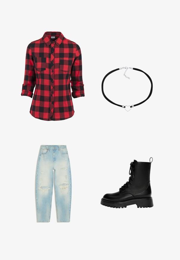 Rood en zwart geruite flanellen shirt, lange mouwen met opgerolde manchet, spitse kraag, twee borstzakken, knoopsluiting aan de voorkant, zachte textuur.; Lichtblauwe high-waist jeans met versleten scheuren op dijen en knieën, voorzakken en knoopsluiting.; Zwarte veterschoenen enkelboots van synthetisch leer, met een chunky zool, een trekhaak en uitgesproken stiksels.; Zwarte faux suede chokergordel met een zilveren hart hanger in het midden, voorzien van ronde metalen accenten en een sluiting met een verlengkettinkje.