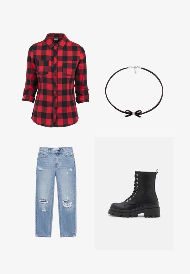 Rood en zwart geruite flanellen shirt, lange mouwen met opgerolde manchet, spitse kraag, twee borstzakken, knoopsluiting aan de voorkant, zachte textuur.; Lichtblauwe rechtvallende spijkerbroek met versleten gaten op beide benen, vijfzakkenmodel en knoopsluiting in de taille.; Zwarte veterankers met een chunky zool, een gladde textuur, zilverkleurige details en een treklus aan de achterkant voor gemakkelijk aan- en uittrekken.; Zwarte suède chokercollier met een kleine centrale zilveren kraal en een strikdetail, voorzien van een eenvoudige sluiting met een verstelbare ketting.