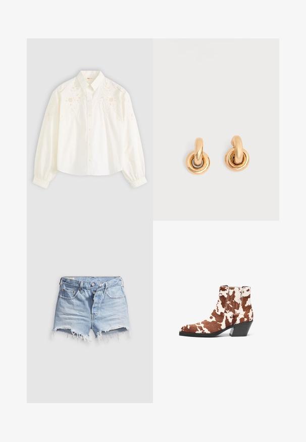 Witte katoenen blouse met lange pofmouwen, voorzien van ingewikkelde bloemenborduursels op de schouders, klassieke kraag en knoopsluiting aan de voorkant.; Lichtblauwe denim short met afgeknipte pijpen en rafelige zoom, vijf zakken en een knoopsluiting. De stof is zacht en heeft een licht versleten uitstraling.; Cowboy enkelboot in bruin en wit nepbont, met een spitse neus en een gemiddelde blokhak. Voorzien van zij-elastische panelen voor gemakkelijk aan- en uittrekken.; Set glanzende gouden creolen met dikke ronde schakels op een effen lichtgrijze achtergrond.